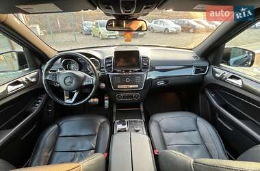 Позашляховик / Кросовер Mercedes-Benz GLE-Class 2016 в 
