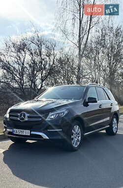 Внедорожник / Кроссовер Mercedes-Benz GLE-Class 2016 в 