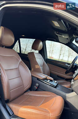 Внедорожник / Кроссовер Mercedes-Benz GLE-Class 2016 в 