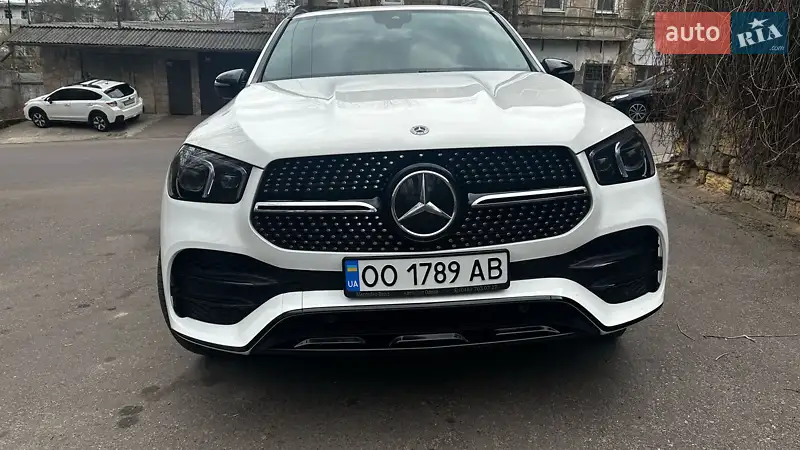 Позашляховик / Кросовер Mercedes-Benz GLE-Class 2023 в 