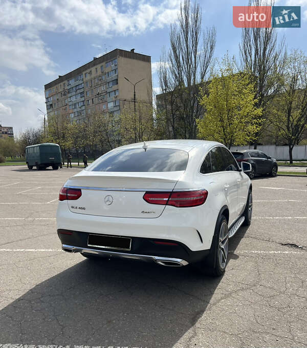 Позашляховик / Кросовер Mercedes-Benz GLE-Class 2016 в Кривому Розі