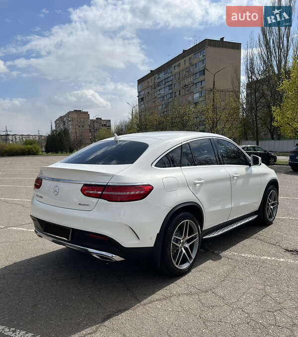 Позашляховик / Кросовер Mercedes-Benz GLE-Class 2016 в Кривому Розі