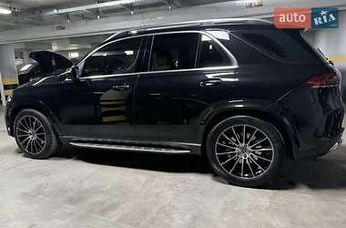 Позашляховик / Кросовер Mercedes-Benz GLE-Class 2022 в 