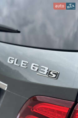Внедорожник / Кроссовер Mercedes-Benz GLE-Class 2017 в 