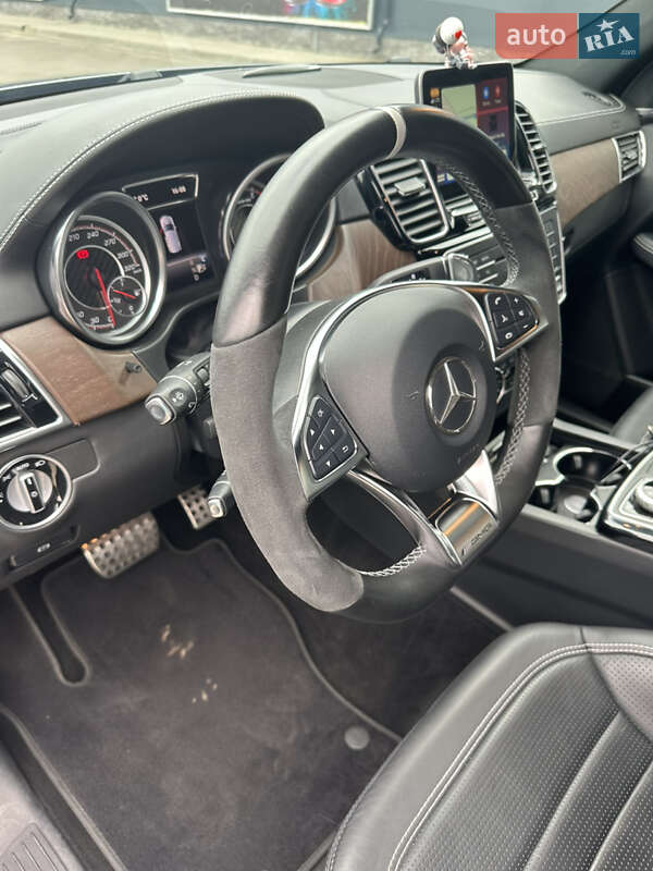 Внедорожник / Кроссовер Mercedes-Benz GLE-Class 2017 в Киеве