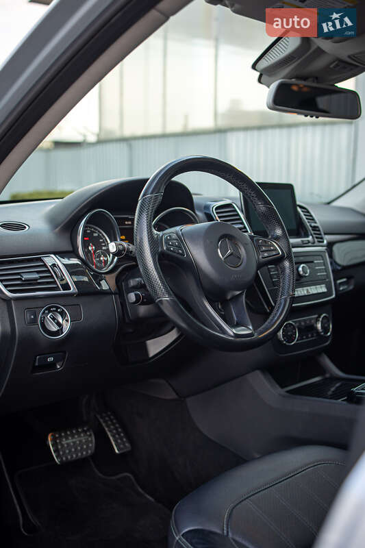 Позашляховик / Кросовер Mercedes-Benz GLE-Class 2016 в Чернівцях фото 36 Позашляховик / Кросовер Mercedes-Benz GLE-Class 2016 в Чернівцях