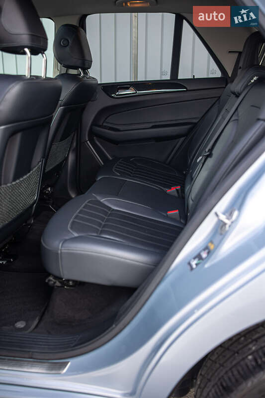 Позашляховик / Кросовер Mercedes-Benz GLE-Class 2016 в Чернівцях фото 46 Позашляховик / Кросовер Mercedes-Benz GLE-Class 2016 в Чернівцях