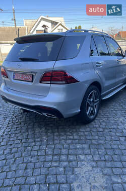 Внедорожник / Кроссовер Mercedes-Benz GLE-Class 2015 в 