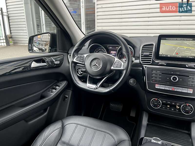 Внедорожник / Кроссовер Mercedes-Benz GLE-Class 2016 в Киеве