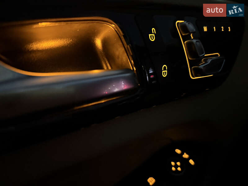 Позашляховик / Кросовер Mercedes-Benz GLE-Class 2015 в Києві