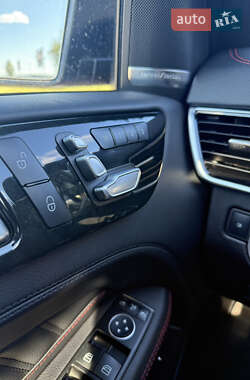 Позашляховик / Кросовер Mercedes-Benz GLE-Class 2016 в 