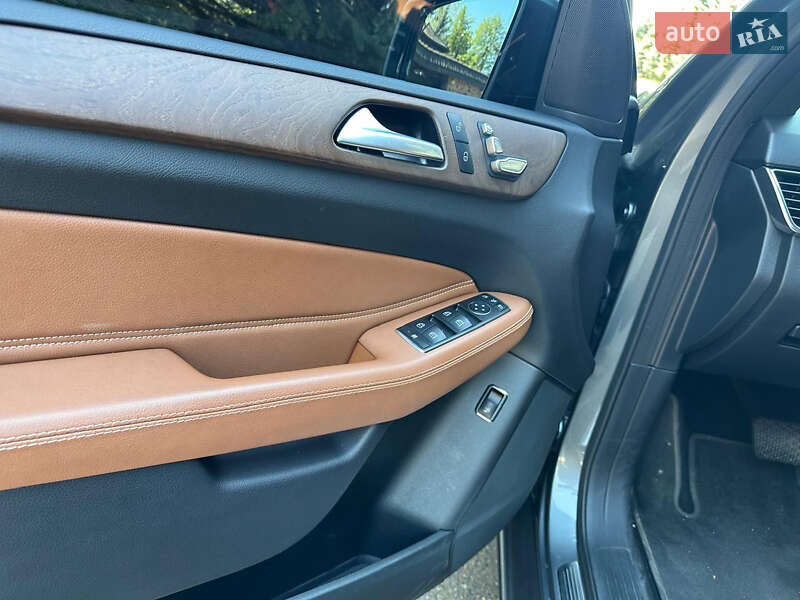 Внедорожник / Кроссовер Mercedes-Benz GLE-Class 2017 в Киеве