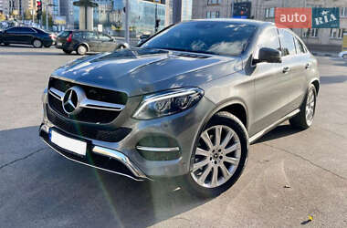 Внедорожник / Кроссовер Mercedes-Benz GLE-Class 2017 в 