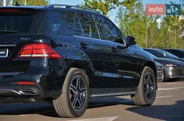 Внедорожник / Кроссовер Mercedes-Benz GLE-Class 2016 в 