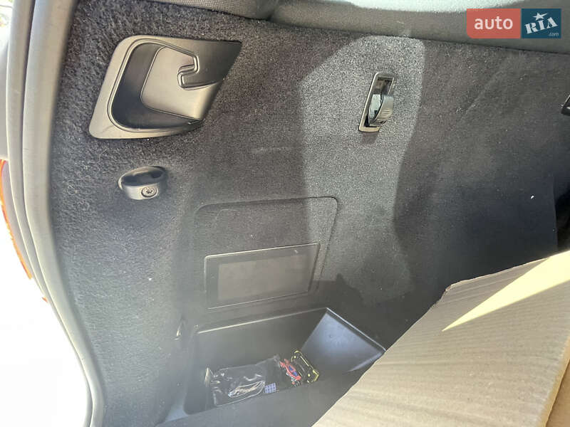 Позашляховик / Кросовер Mercedes-Benz GLE-Class 2016 в Хмельницькому