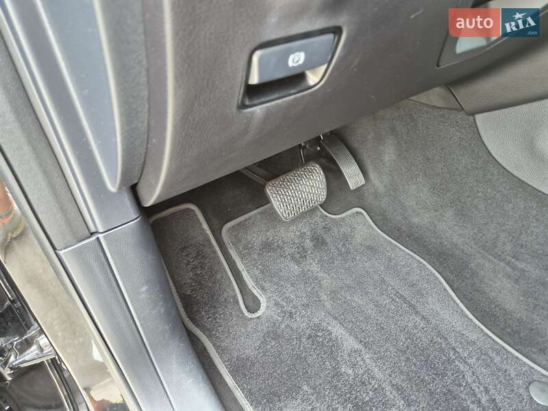 Позашляховик / Кросовер Mercedes-Benz GLE-Class 2016 в Києві фото 29 Позашляховик / Кросовер Mercedes-Benz GLE-Class 2016 в Києві