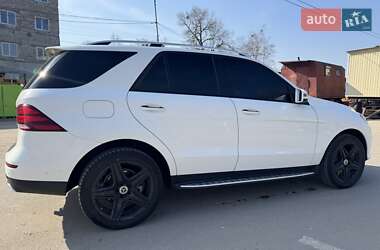 Внедорожник / Кроссовер Mercedes-Benz GLE-Class 2017 в 