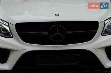 Внедорожник / Кроссовер Mercedes-Benz GLE-Class 2016 в 