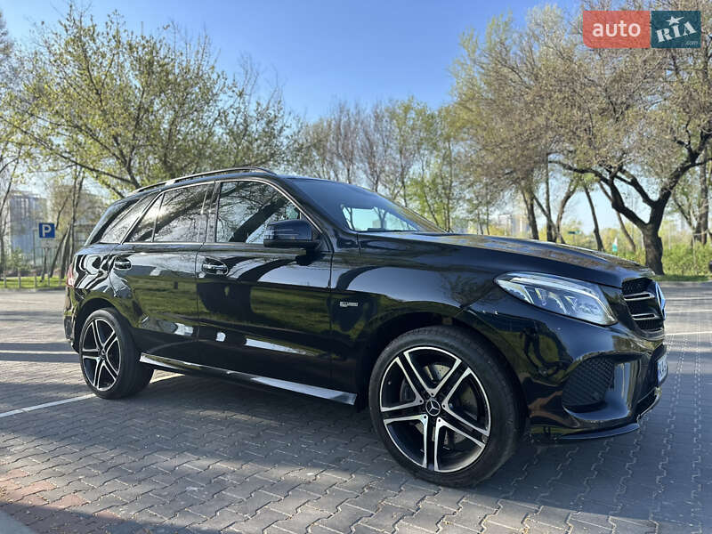 Позашляховик / Кросовер Mercedes-Benz GLE-Class 2016 в Києві