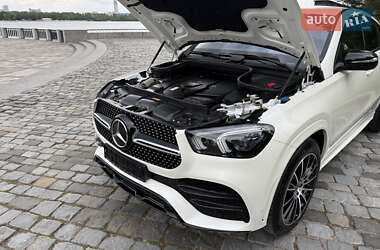 Внедорожник / Кроссовер Mercedes-Benz GLE-Class 2021 в 