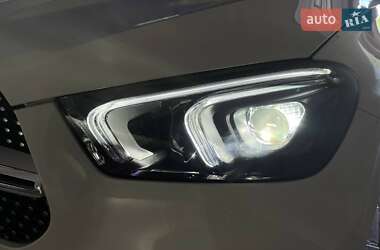 Позашляховик / Кросовер Mercedes-Benz GLE-Class 2019 в 