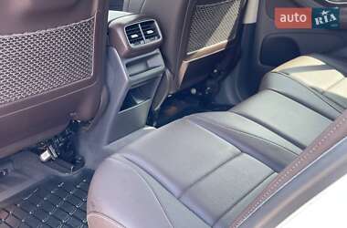 Позашляховик / Кросовер Mercedes-Benz GLE-Class 2019 в 