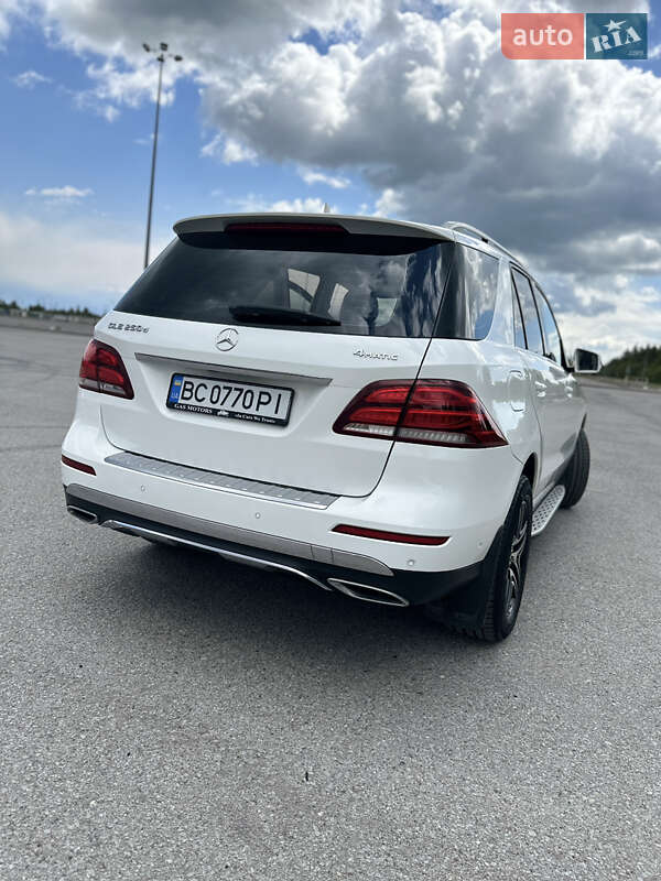 Внедорожник / Кроссовер Mercedes-Benz GLE-Class 2016 в Львове