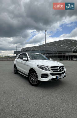 Внедорожник / Кроссовер Mercedes-Benz GLE-Class 2016 в 