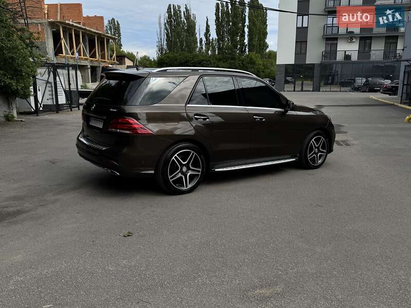 Позашляховик / Кросовер Mercedes-Benz GLE-Class 2015 в Ужгороді