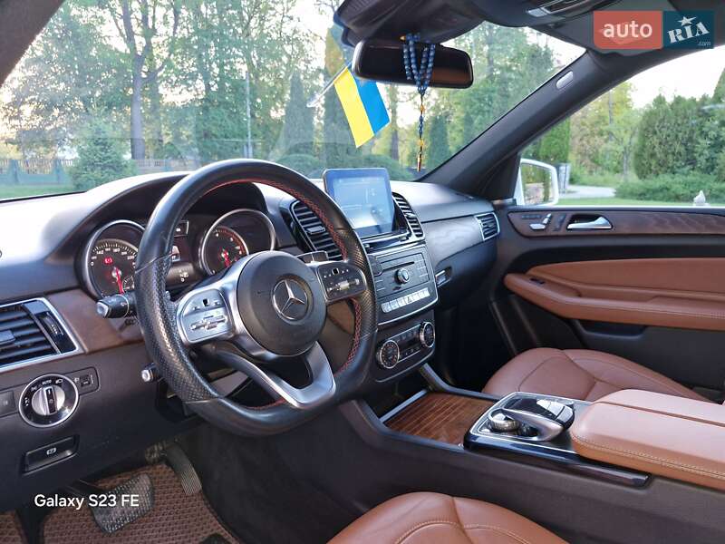 Внедорожник / Кроссовер Mercedes-Benz GLE-Class 2016 в Тернополе