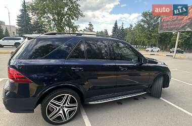 Внедорожник / Кроссовер Mercedes-Benz GLE-Class 2016 в 
