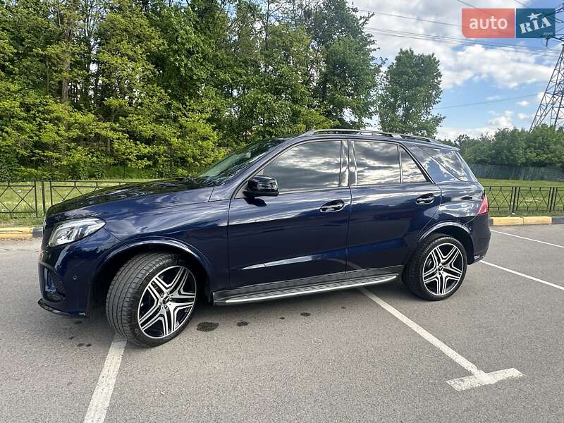 Внедорожник / Кроссовер Mercedes-Benz GLE-Class 2016 в Киеве