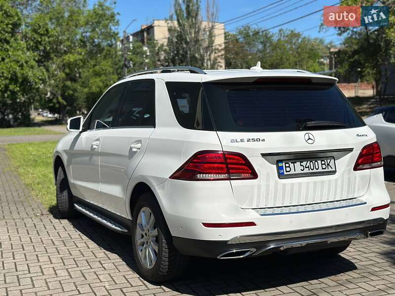 Позашляховик / Кросовер Mercedes-Benz GLE-Class 2017 в Миколаєві