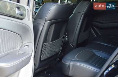 Внедорожник / Кроссовер Mercedes-Benz GLE-Class 2015 в 