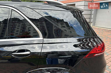 Позашляховик / Кросовер Mercedes-Benz GLE-Class 2020 в 