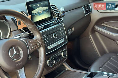 Внедорожник / Кроссовер Mercedes-Benz GLE-Class 2016 в 