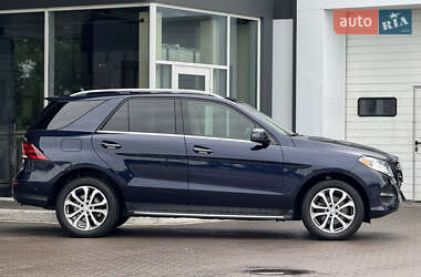 Внедорожник / Кроссовер Mercedes-Benz GLE-Class 2016 в 