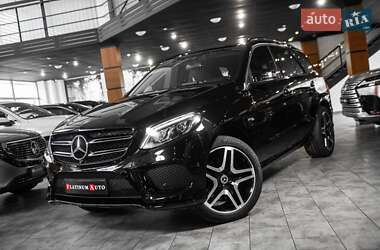 Внедорожник / Кроссовер Mercedes-Benz GLE-Class 2016 в 