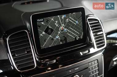 Внедорожник / Кроссовер Mercedes-Benz GLE-Class 2016 в 