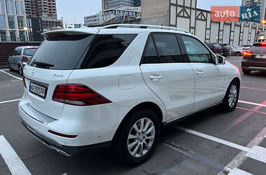 Внедорожник / Кроссовер Mercedes-Benz GLE-Class 2015 в 