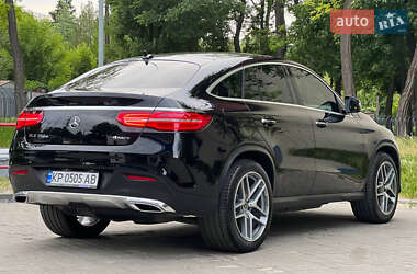 Позашляховик / Кросовер Mercedes-Benz GLE-Class 2018 в 