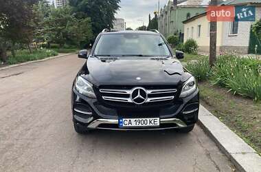 Позашляховик / Кросовер Mercedes-Benz GLE-Class 2016 в 