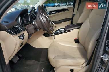 Позашляховик / Кросовер Mercedes-Benz GLE-Class 2017 в 