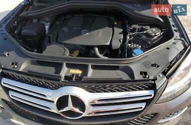 Позашляховик / Кросовер Mercedes-Benz GLE-Class 2017 в 