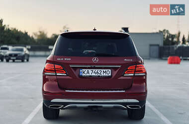 Внедорожник / Кроссовер Mercedes-Benz GLE-Class 2016 в 