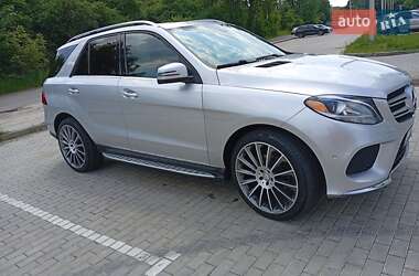 Внедорожник / Кроссовер Mercedes-Benz GLE-Class 2015 в 