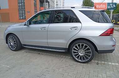 Внедорожник / Кроссовер Mercedes-Benz GLE-Class 2015 в 