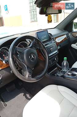 Внедорожник / Кроссовер Mercedes-Benz GLE-Class 2015 в 