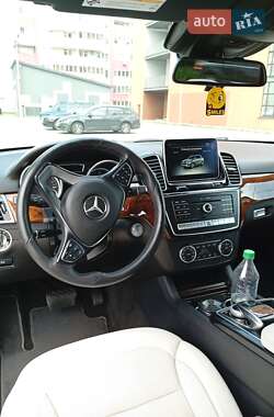 Внедорожник / Кроссовер Mercedes-Benz GLE-Class 2015 в 