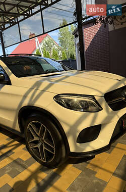 Позашляховик / Кросовер Mercedes-Benz GLE-Class 2018 в 